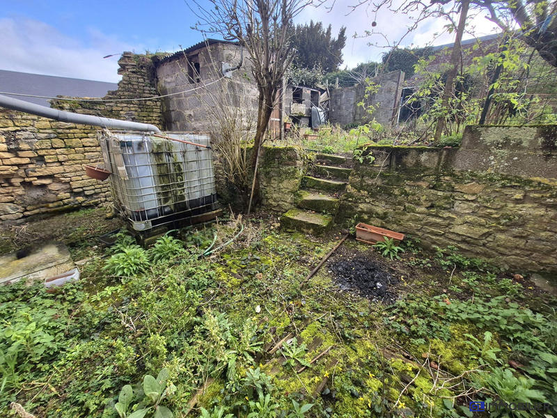 Maison - 104 m² - 4 pièces