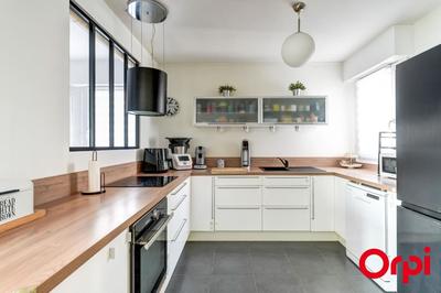 Appartement - 101 m² - 5 pièces