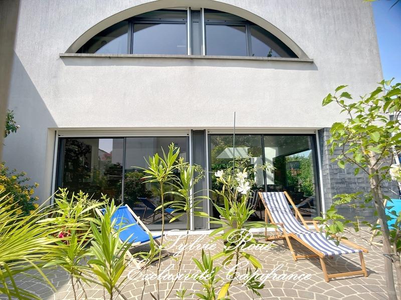 Maison d'architecte - 176 m² - 7 pièces