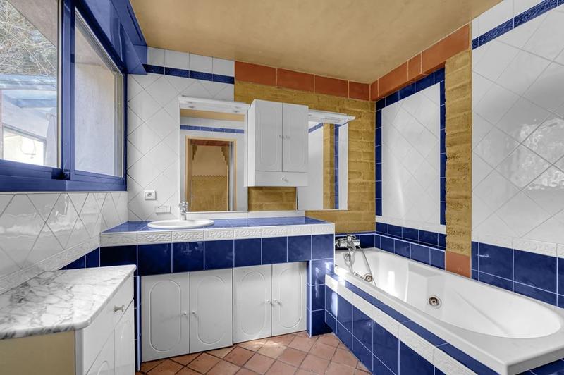 Maison traditionnelle - 150 m² - 4 pièces