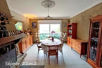 Maison - 170 m² - 8 pièces