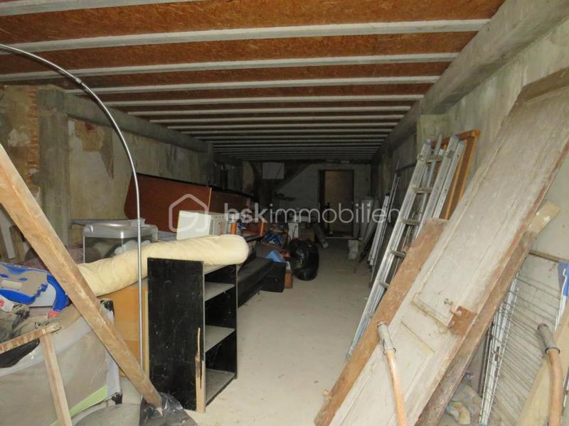 Maison - 200 m² - 6 pièces