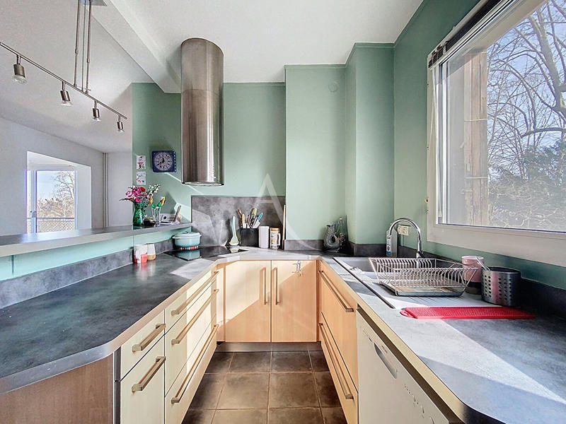 Appartement - 82 m² - 4 pièces