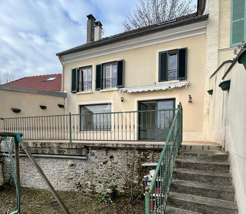 Maison - 118 m² - 5 pièces