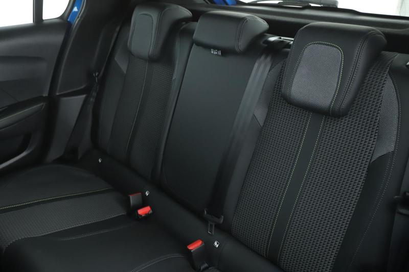 Peugeot 208 1.5 Blue-HDi Gt 100 ch