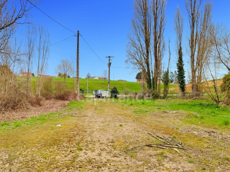 Terrain constructible - 11 252 m²