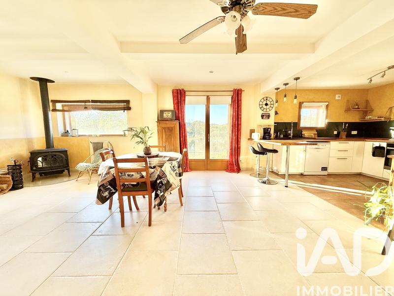 Maison - 140 m² - 6 pièces