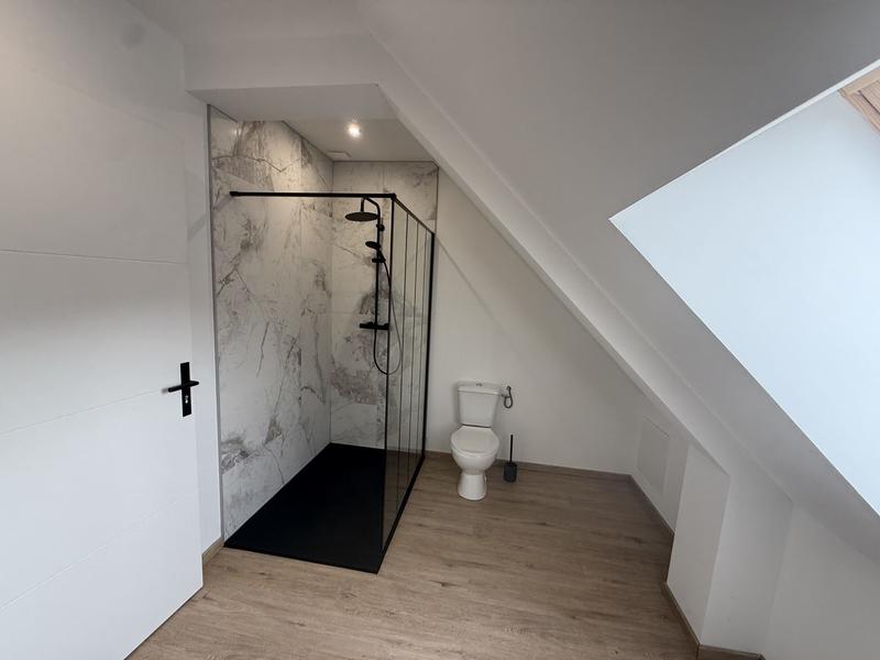 Maison traditionnelle - 148 m² - 6 pièces