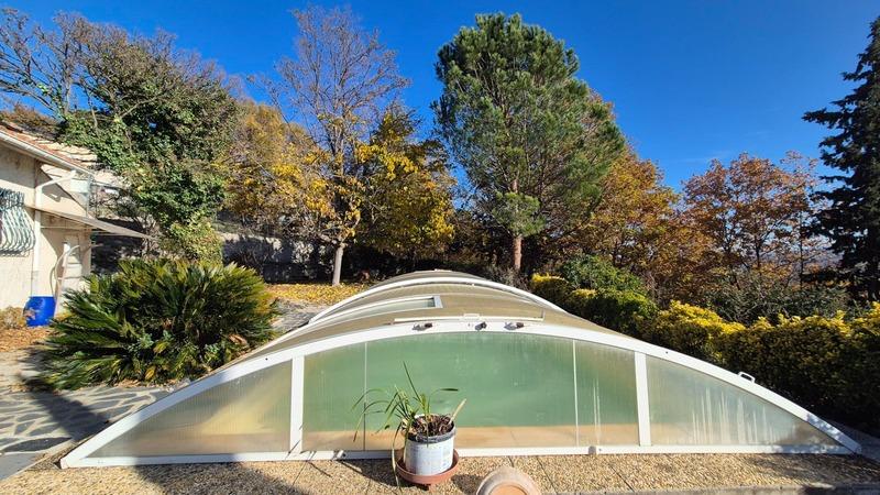 Maison - 254 m² - 6 pièces