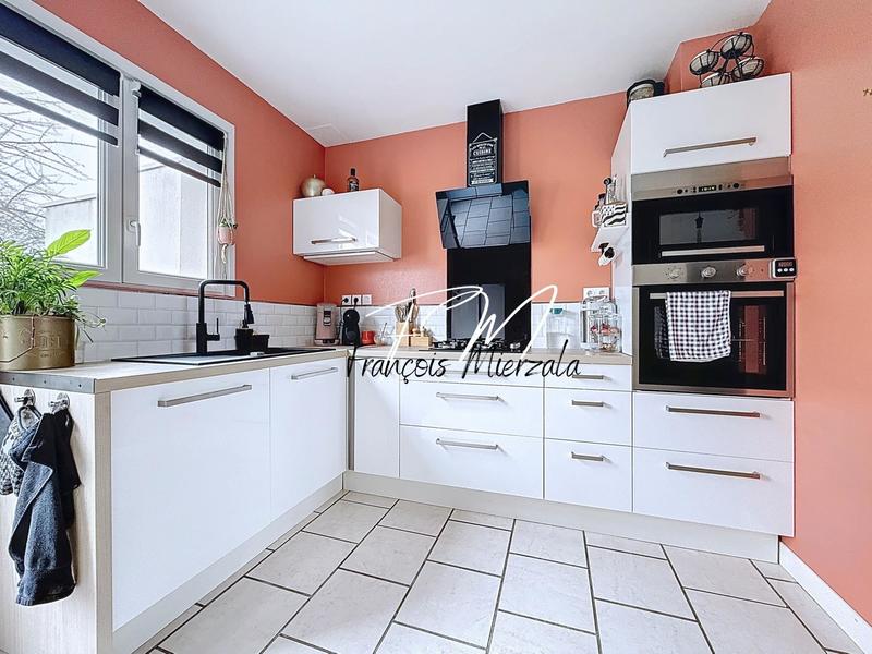 Maison - 100 m² - 6 pièces