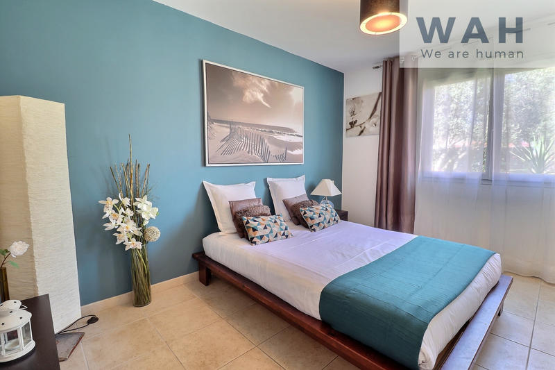 Villa - 226 m² - 7 pièces