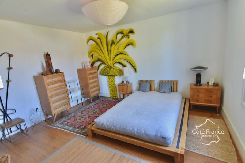 Demeure - 157 m² - 5 pièces