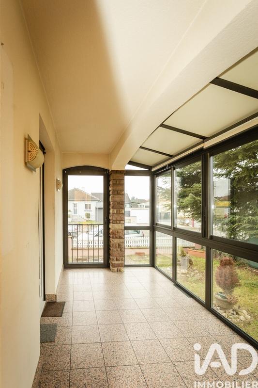 Maison - 219 m² - 8 pièces