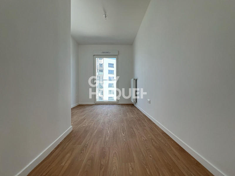 Appartement - 102 m² - 5 pièces