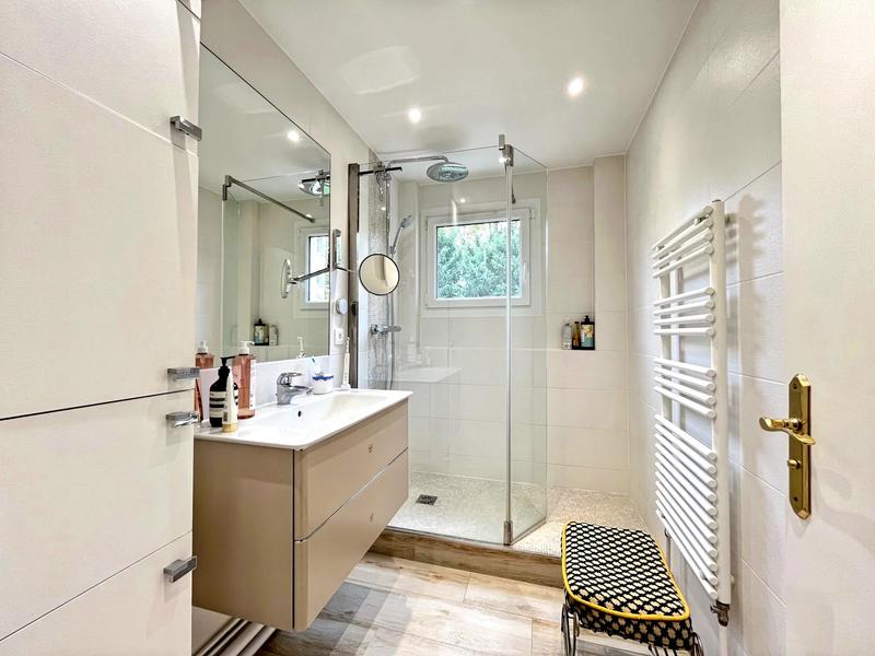 Appartement - 79 m² - 4 pièces