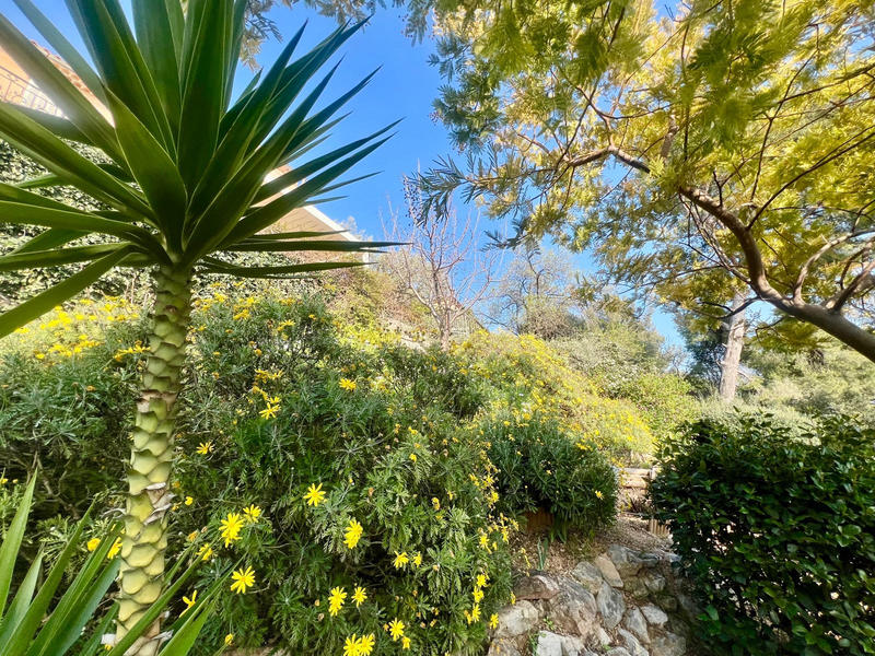 Maison - 200 m² - 6 pièces