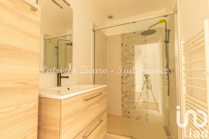 Maison - 167 m² - 7 pièces