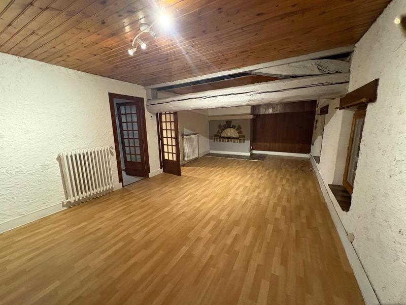 Immeuble - 198 m² - 8 pièces