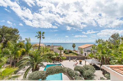 Maison - 215 m² - 6 pièces