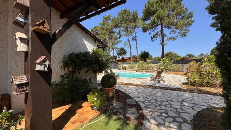 Maison - 145 m² - 7 pièces