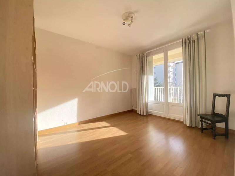 Appartement - 117 m² - 5 pièces