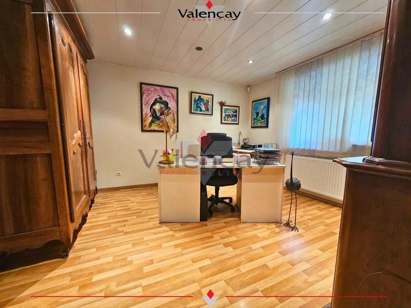 Maison - 138 m² - 7 pièces