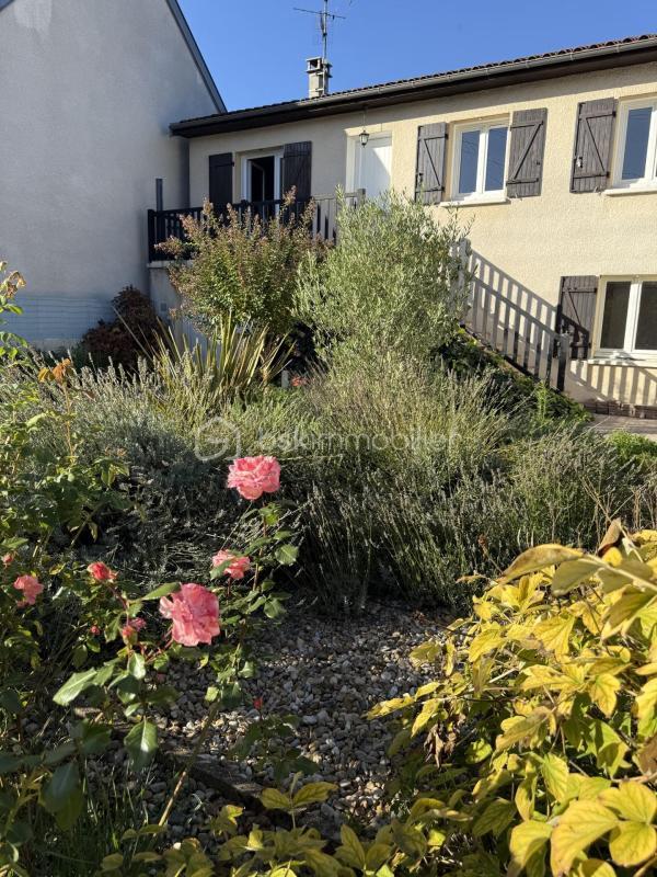 Maison de ville - 80 m² - 5 pièces