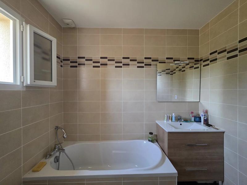 Maison - 104 m² - 5 pièces