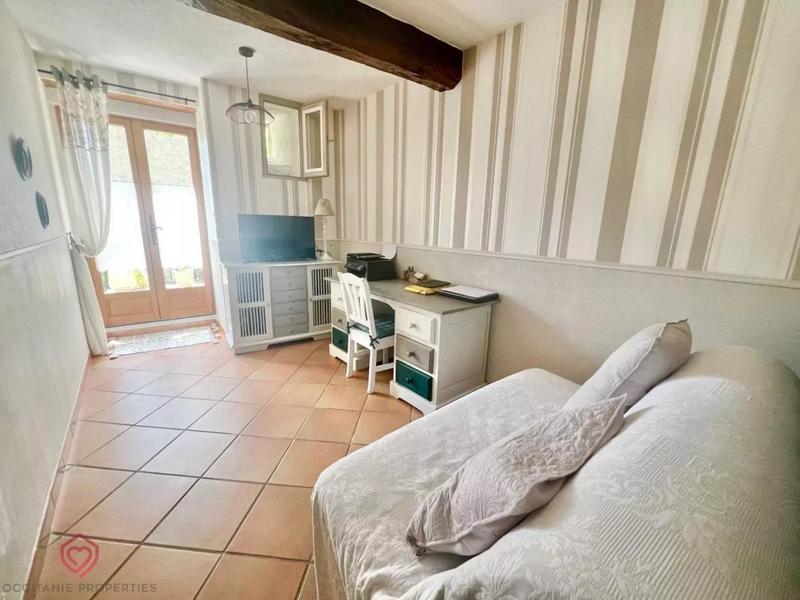 Propriété - 187 m² - 7 pièces