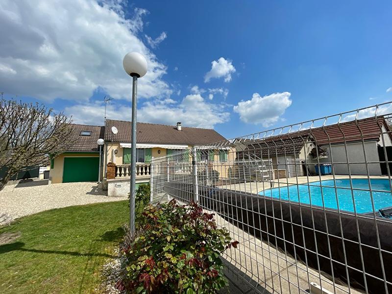 Villa - 99 m² - 6 pièces