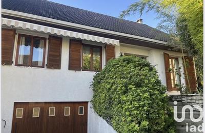 Maison - 136 m² - 5 pièces