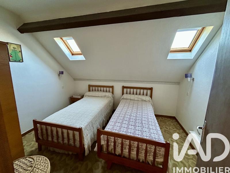 Maison - 183 m² - 9 pièces