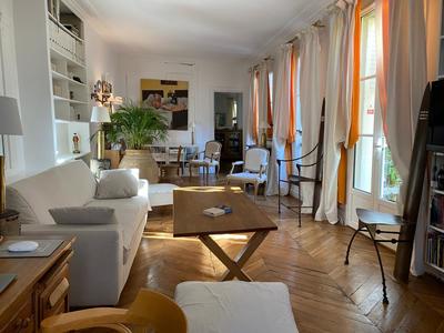 Appartement - 80 m² - 2 pièces