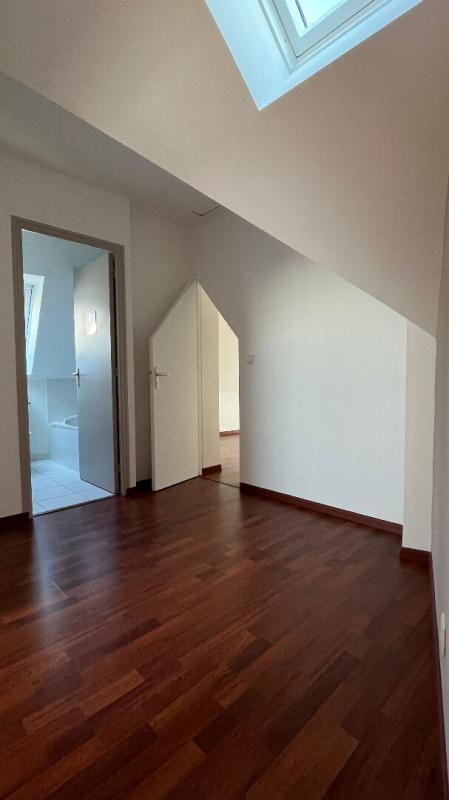 Appartement - 80 m² - 3 pièces