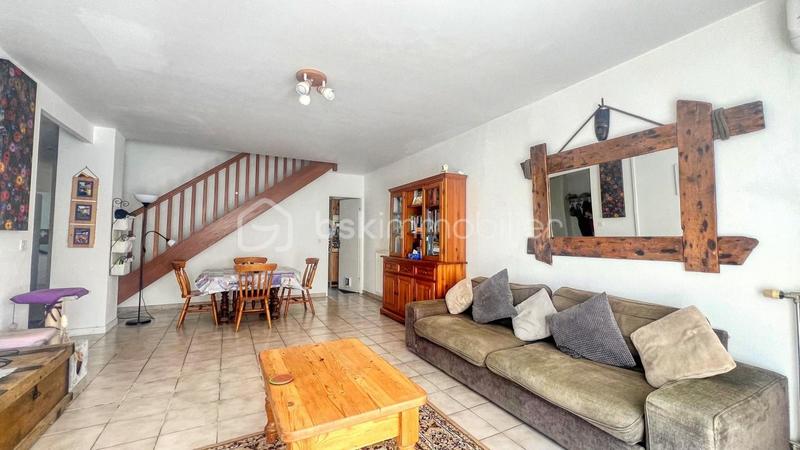 Demeure - 113 m² - 5 pièces