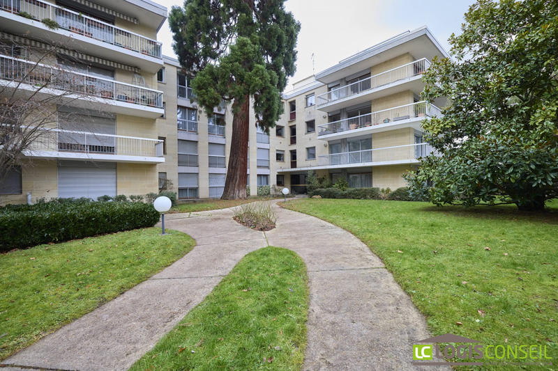 Appartement - 163 m² - 5 pièces