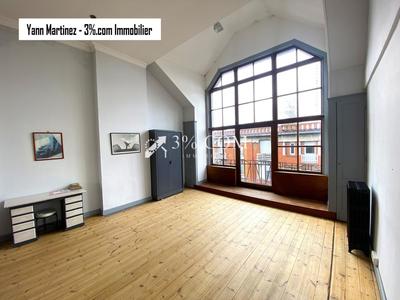 Maison - 276 m² - 9 pièces