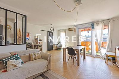 Appartement - 87 m² - 4 pièces