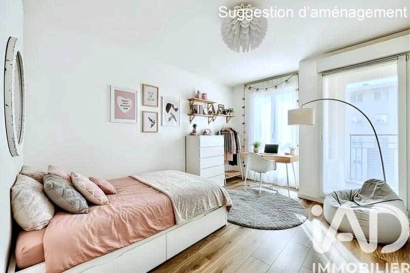 Appartement - 80 m² - 4 pièces