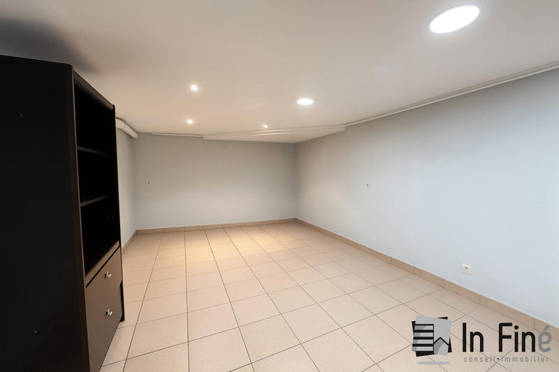 Maison - 145 m² - 6 pièces