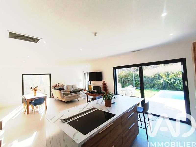 Maison - 126 m² - 5 pièces