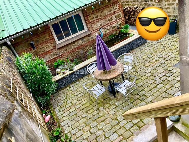 Maison - 228 m² - 9 pièces