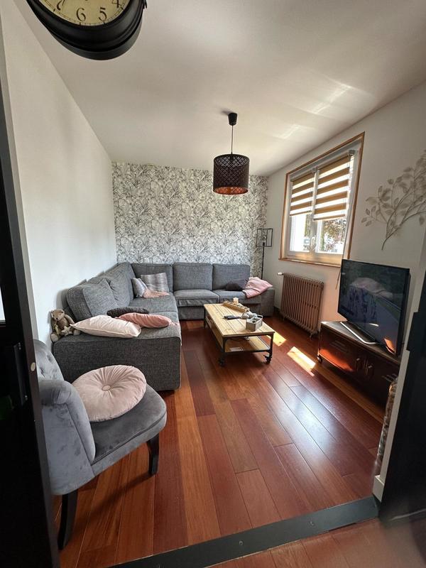 Maison - 90 m² - 3 pièces