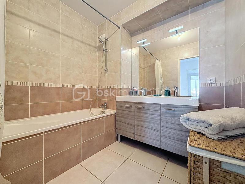 Appartement - 64 m² - 3 pièces