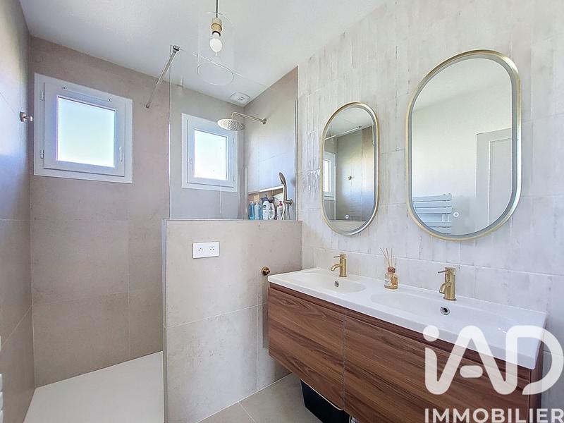 Maison - 98 m² - 5 pièces