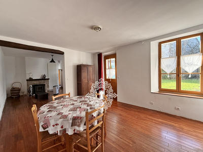 Maison - 179 m² - 5 pièces