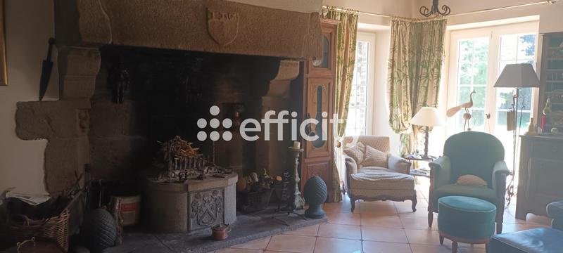 Maison - 428 m² - 13 pièces