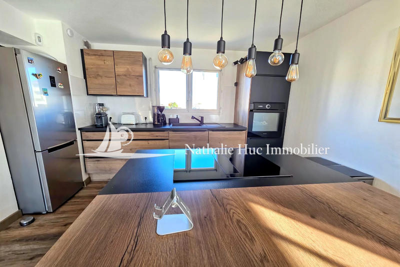 Maison - 96 m² - 5 pièces