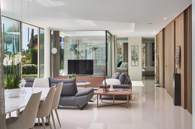 Maison - 480 m² - 7 pièces