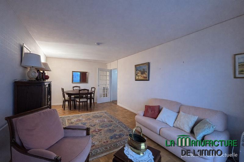 Appartement - 72 m² - 3 pièces